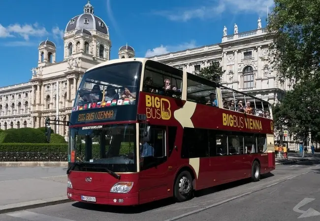 Big Bus Hop On Hop Off Sightseeing Tour