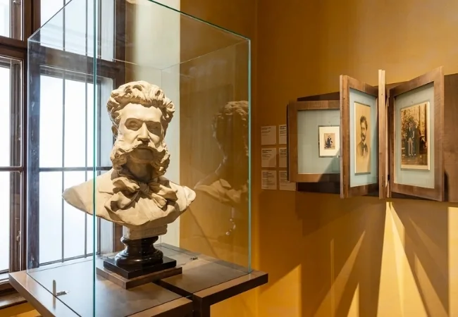 Johann Strauss Apartment