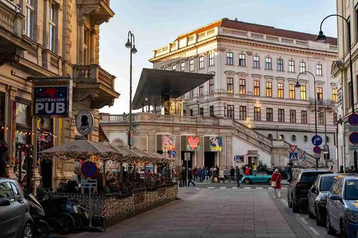 Make The Most Of Sunday In Vienna