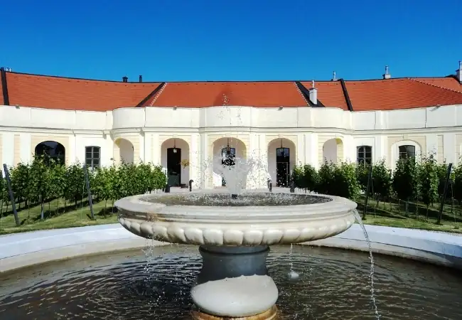 Orangery Garden Schonbrunn