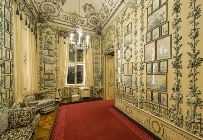 Schonbrunn Palace State Apartments