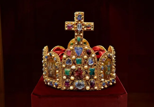 The Imperial Treasury Kaiserliche Schatzkammer 