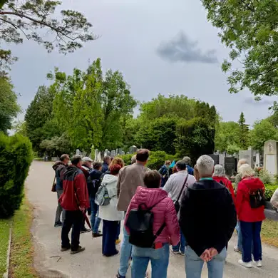 Vienna Central Cemetery Famous Graves Guided Tour Only In German Language 
